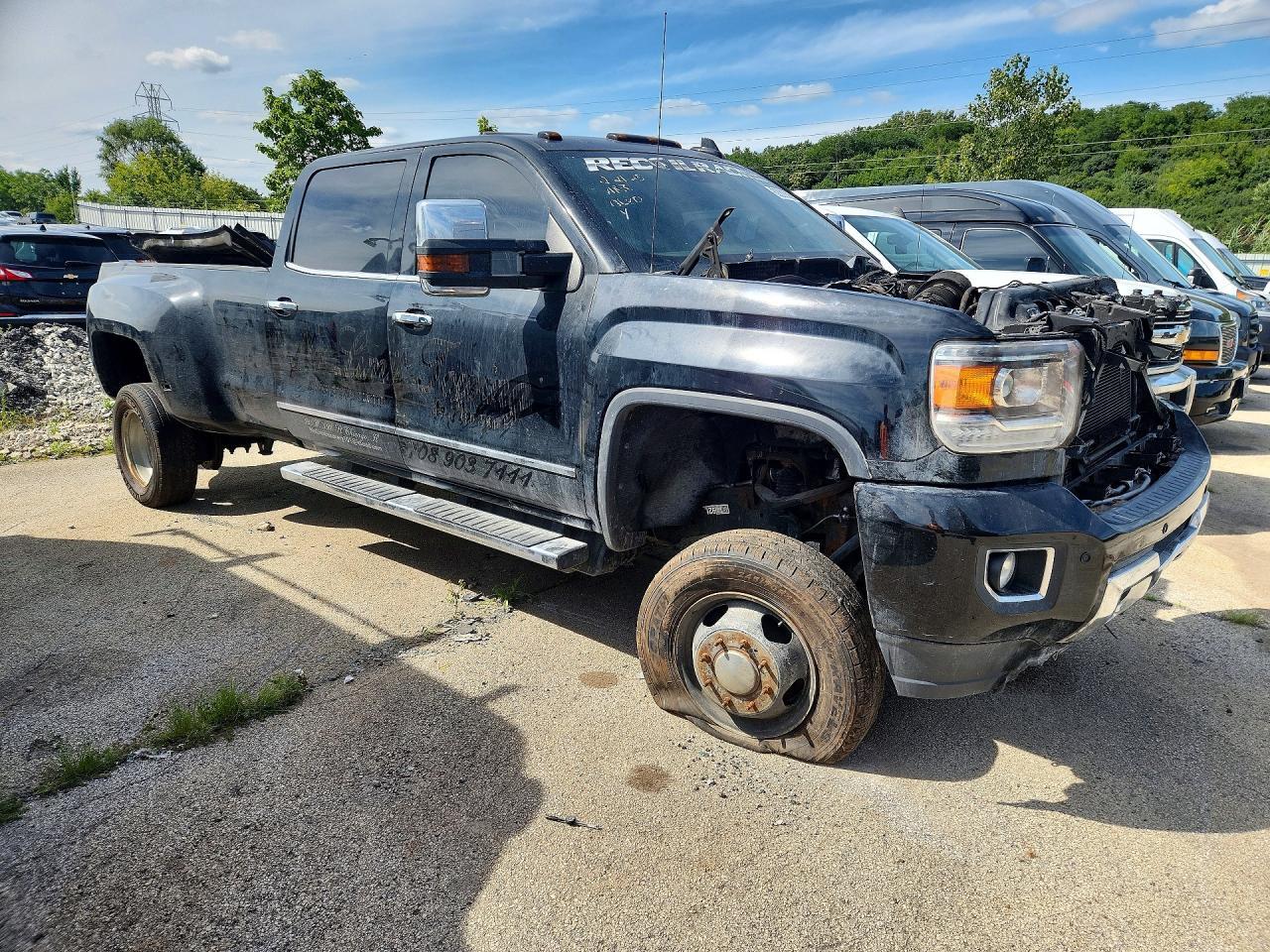 1GT42WEY1KF144072 2019 GMC SIERRA photo no. 4