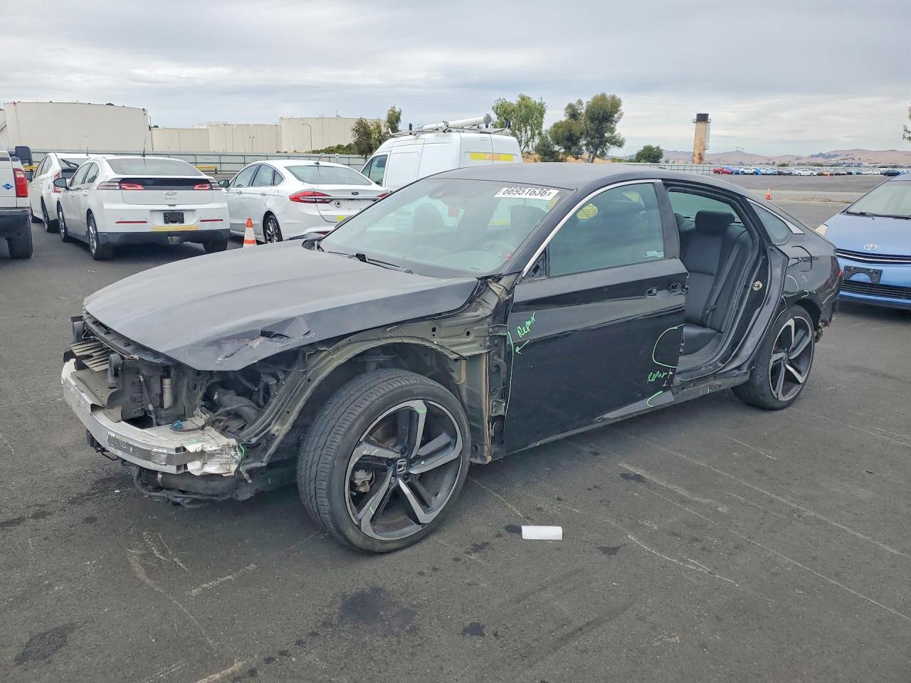 2019 HONDA ACCORD 1HGCV1F38KA032196