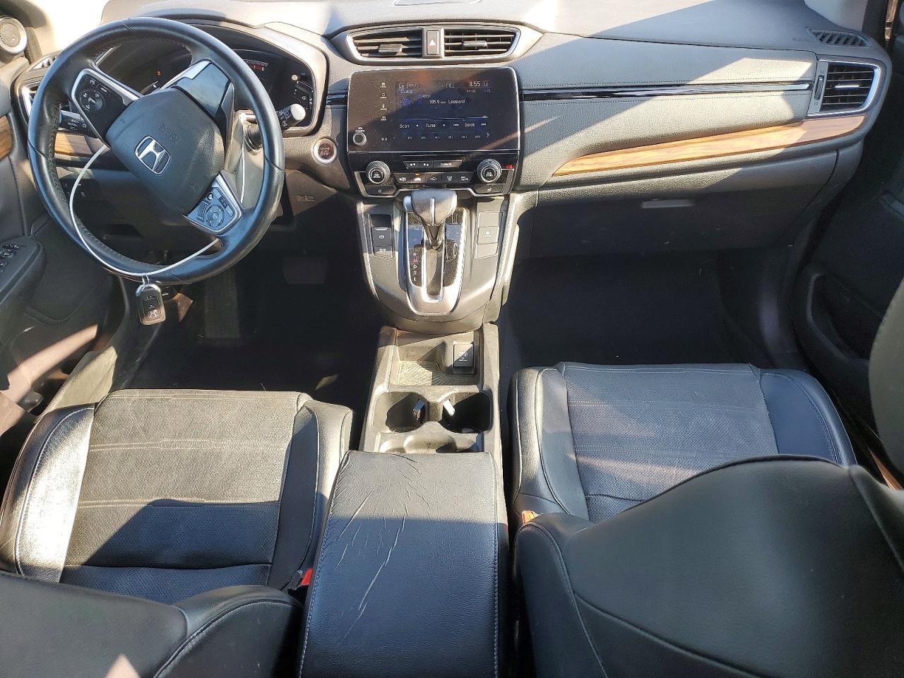 2HKRW2H87HH630432 2017 HONDA CR-V photo no. 8