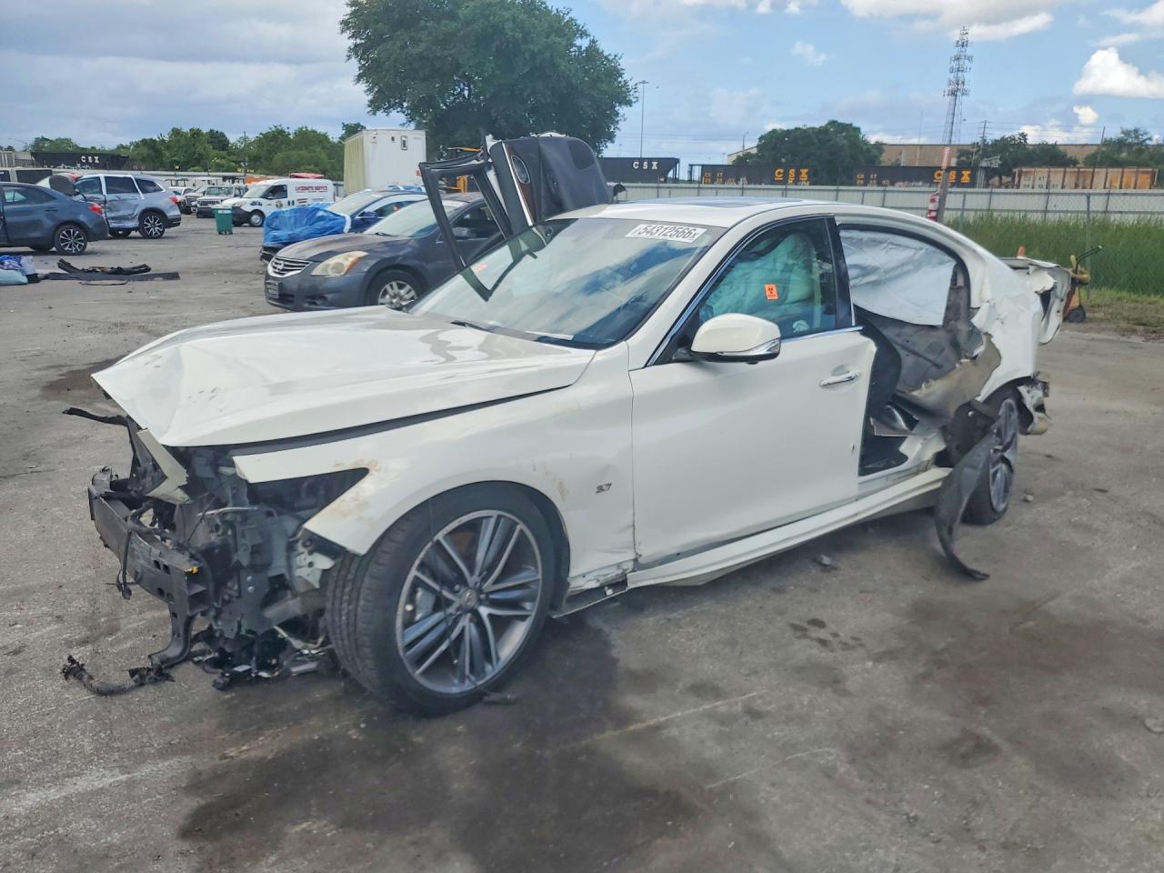 2015 INFINITI Q50 JN1BV7AR8FM423106