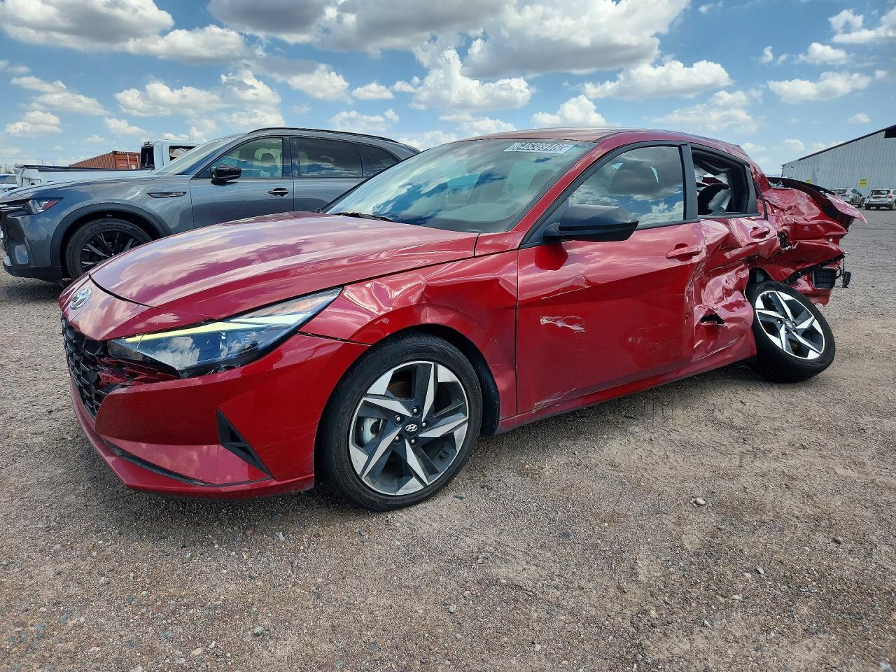 2023 HYUNDAI ELANTRA KMHLS4AG7PU384156