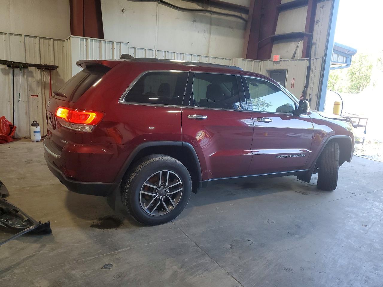 1C4RJFBG2KC619427 2019 JEEP GRAND CHEROKEE photo no. 3