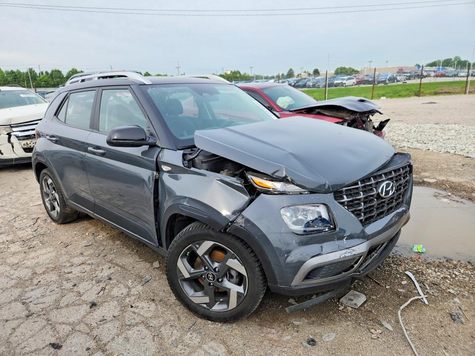 2024 HYUNDAI VENUE LIMITED — Фото 4 из 12