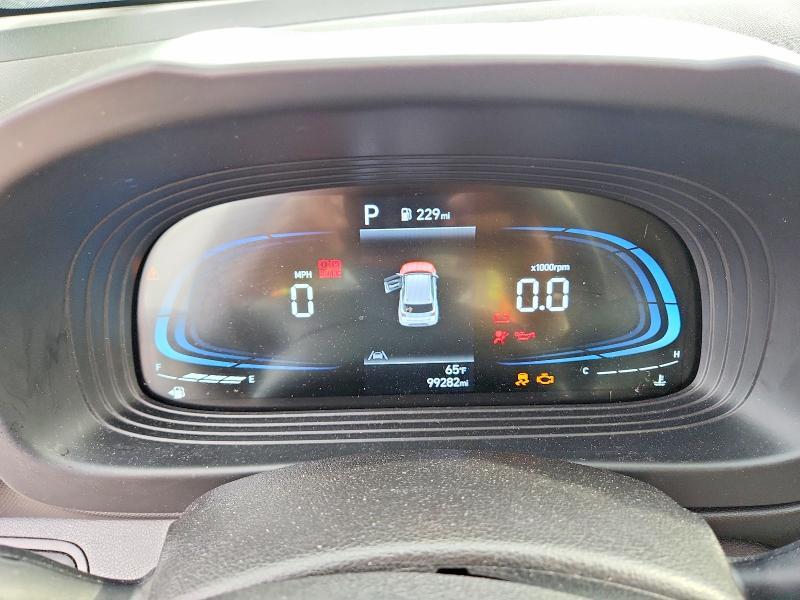 2024 HYUNDAI VENUE LIMITED — Фото 9 из 12
