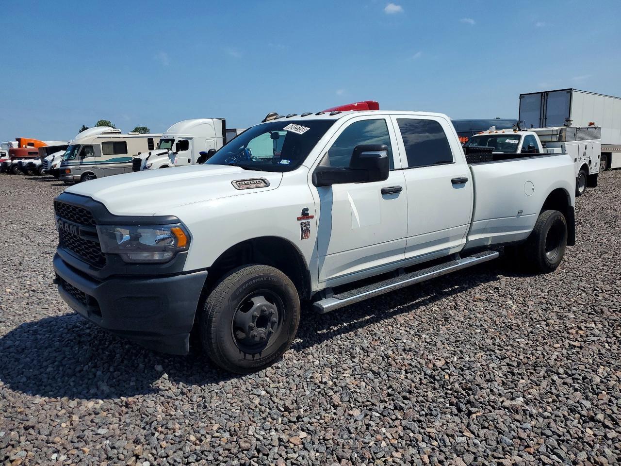 2024 RAM 3500 3C63RRGL9RG404695