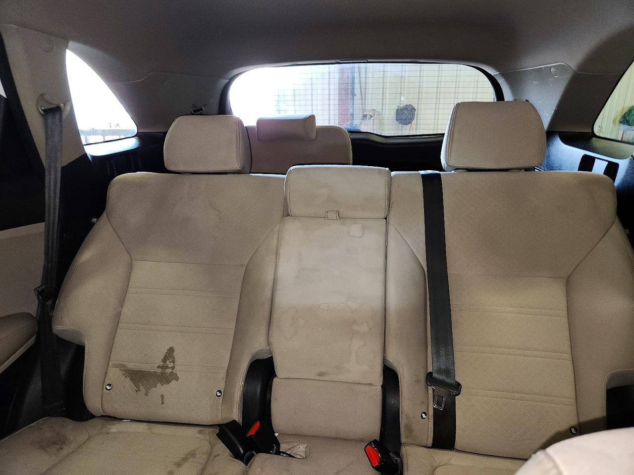 5XYPG4A39HG296037 2017 KIA SORENTO photo no. 10
