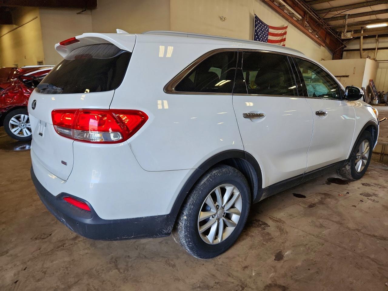 5XYPG4A39HG296037 2017 KIA SORENTO photo no. 3