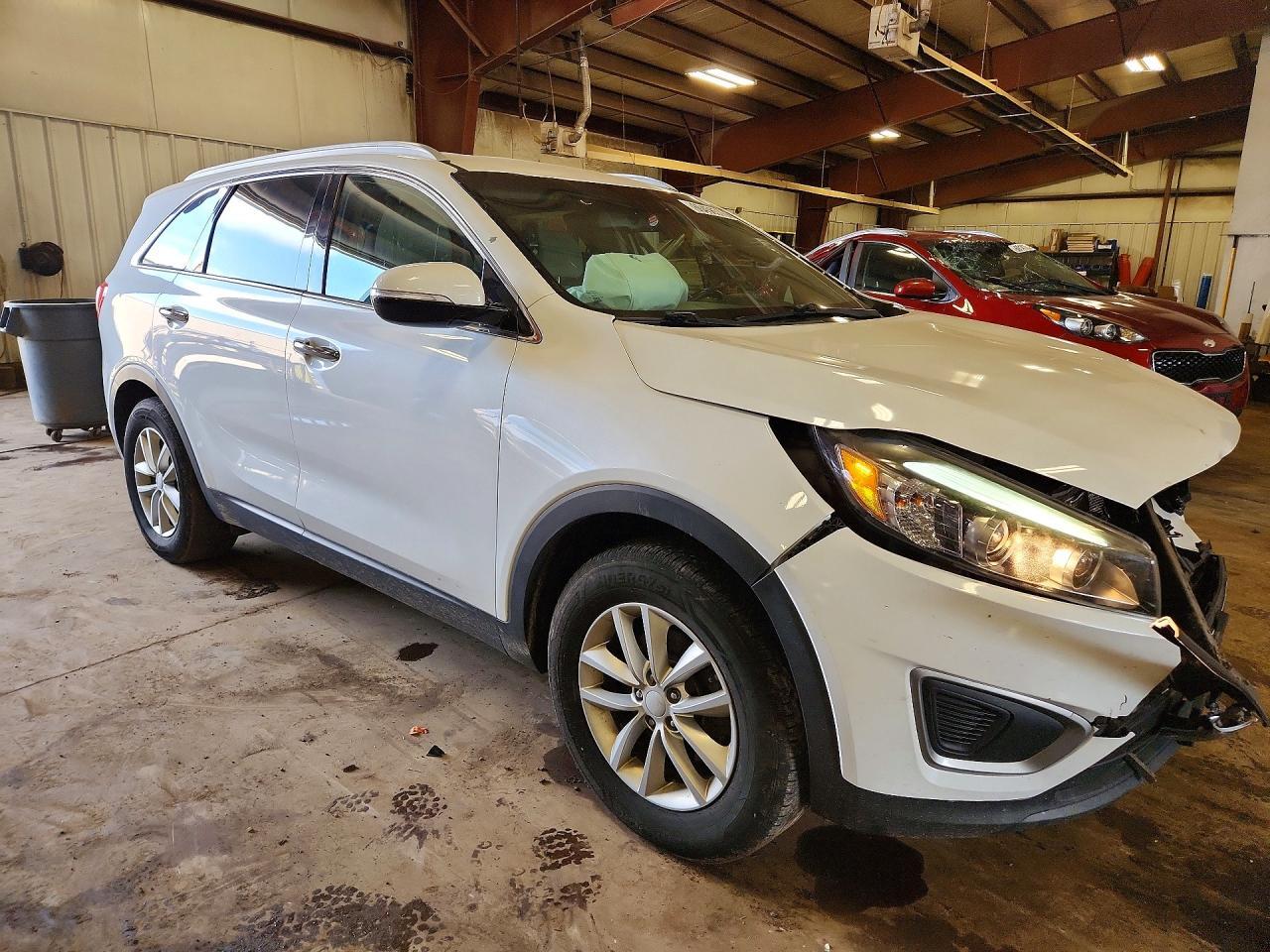 5XYPG4A39HG296037 2017 KIA SORENTO photo no. 4