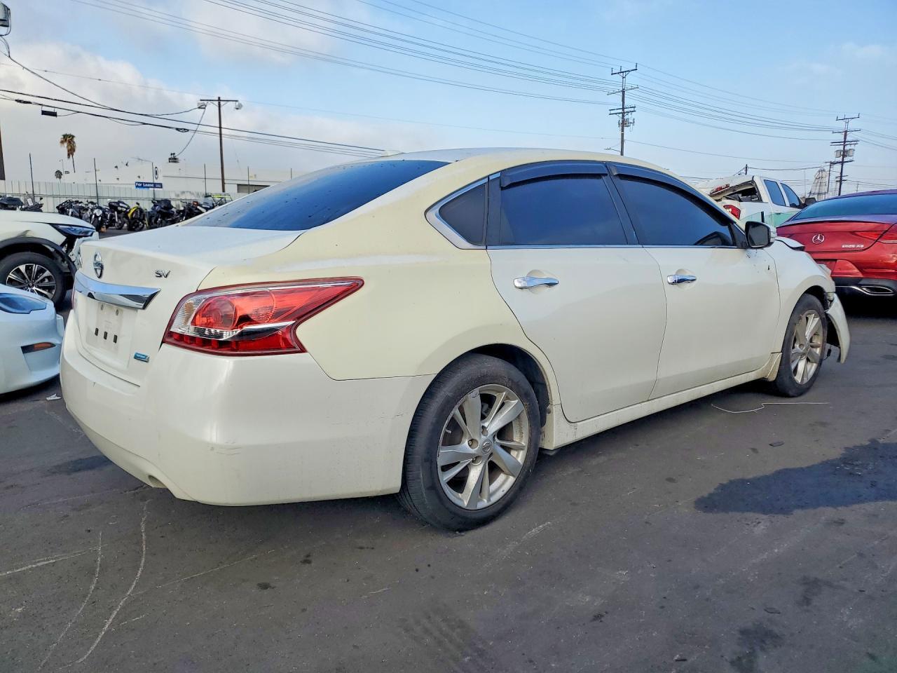 2014 NISSAN ALTIMA 2.5 SV — Фото 3 из 12