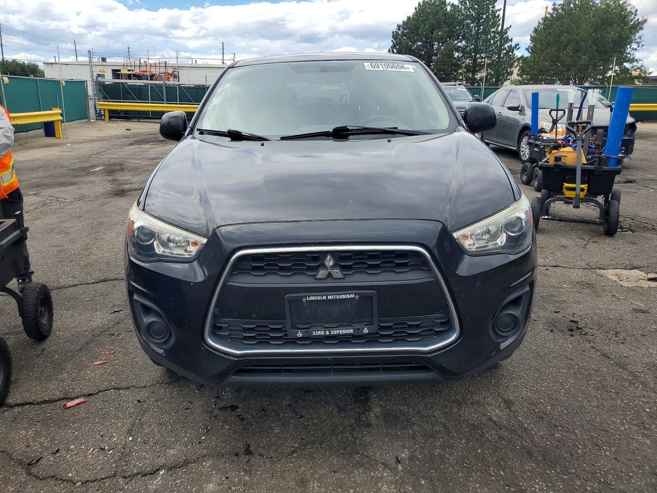 2015 MITSUBISHI OUTLANDER SPORT ES — Фото 5 из 12