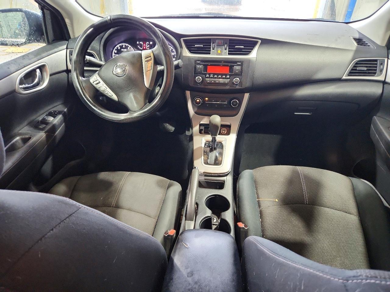 2015 NISSAN SENTRA S — Фото 8 из 12