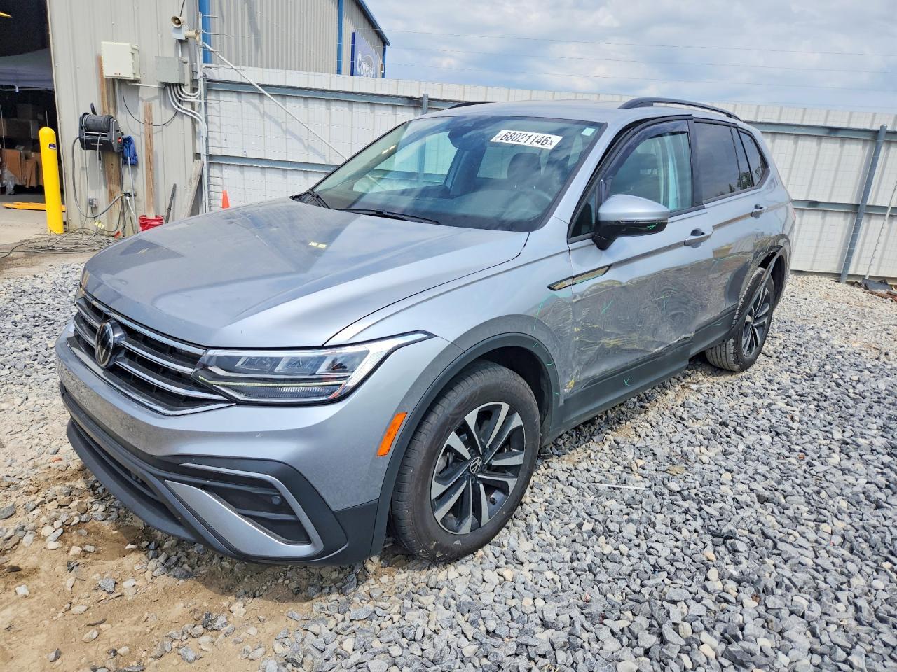2022 VOLKSWAGEN TIGUAN 3VV1B7AX4NM028375