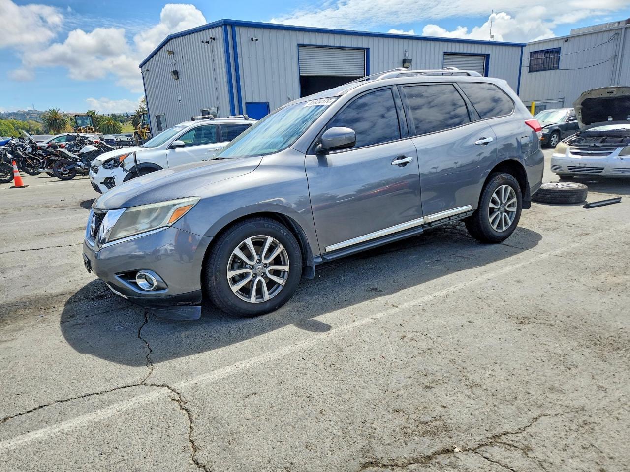 2016 NISSAN PATHFINDER 5N1AR2MN2GC622972