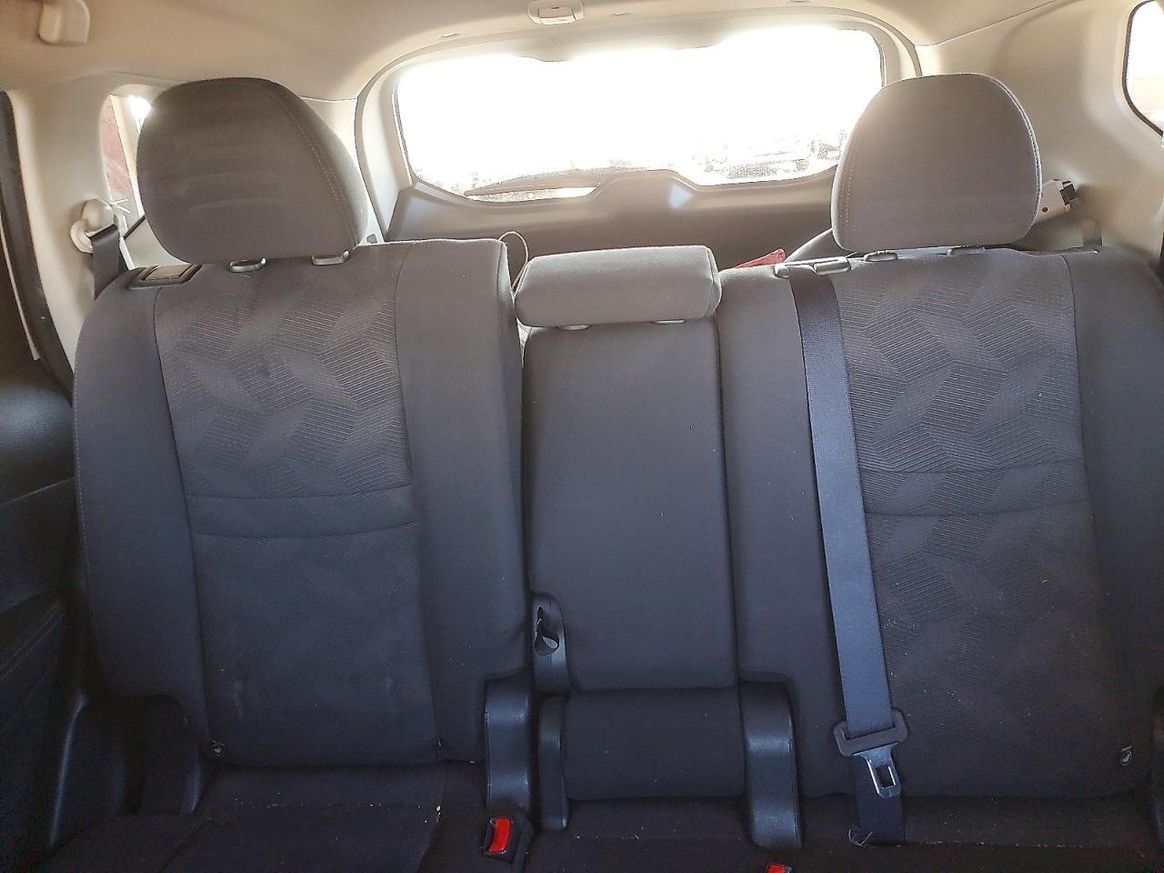 KNMAT2MV9GP660682 2016 NISSAN ROGUE photo no. 10
