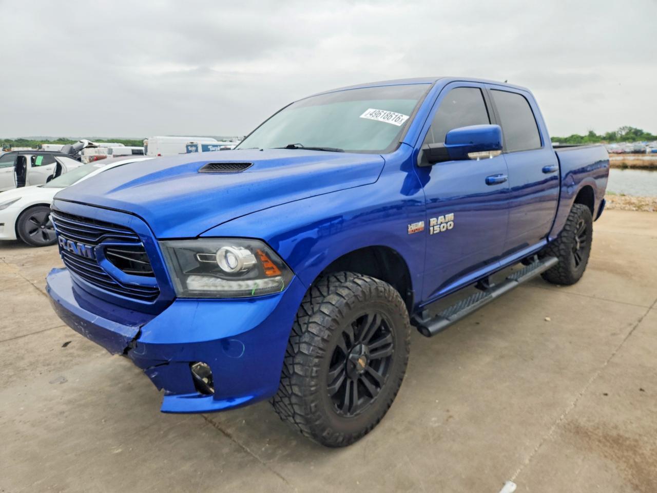 2018 RAM 1500 1C6RR7MT3JS172157
