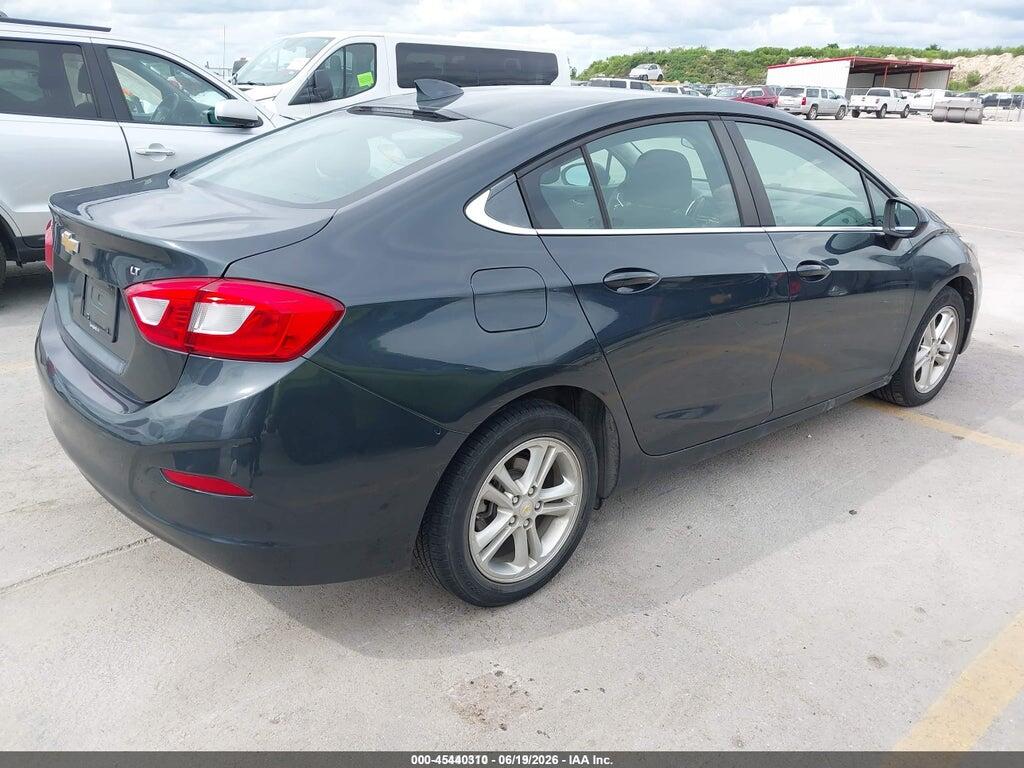 1G1BE5SM4J7155014 2018 CHEVROLET CRUZE photo no. 4