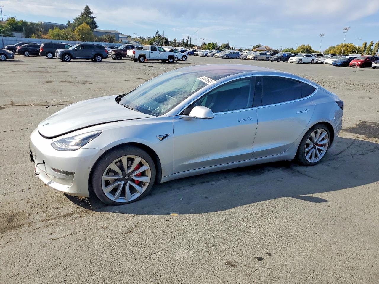 5YJ3E1EA2JF024339 2018 TESLA MODEL 3 photo no. 1