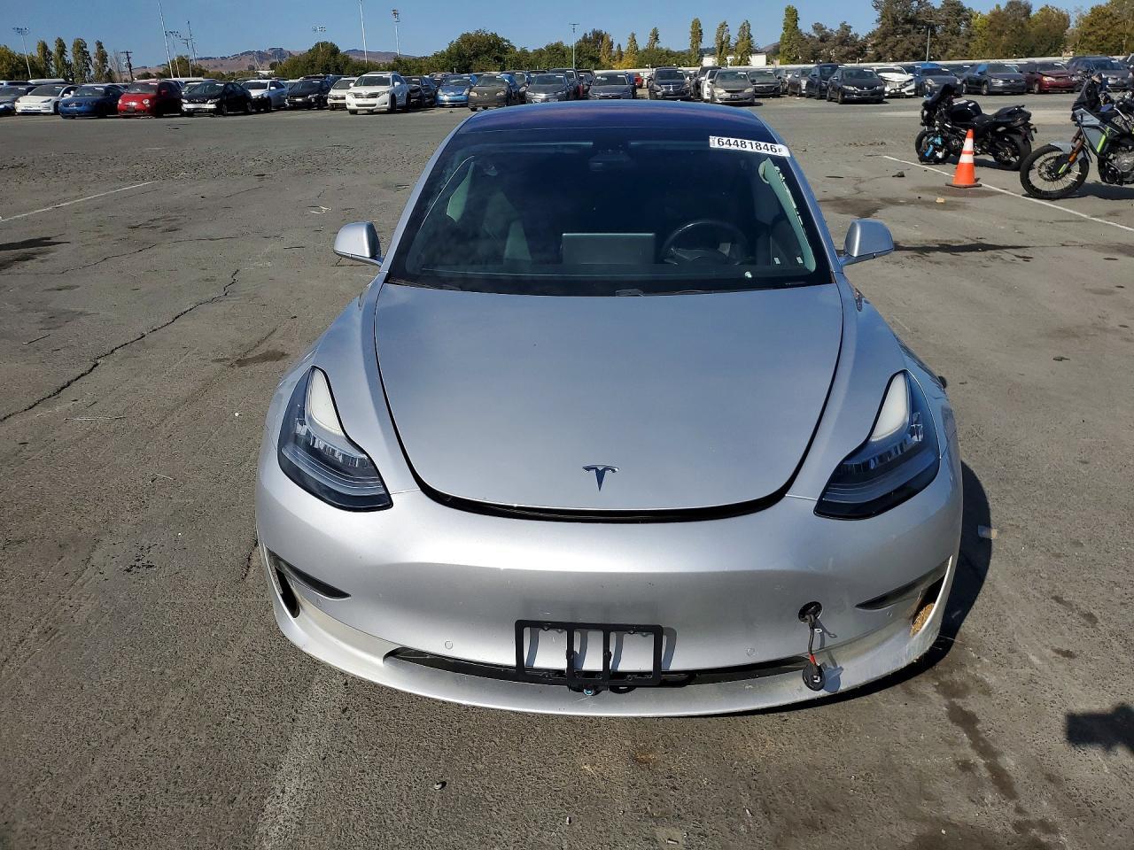 5YJ3E1EA2JF024339 2018 TESLA MODEL 3 photo no. 5