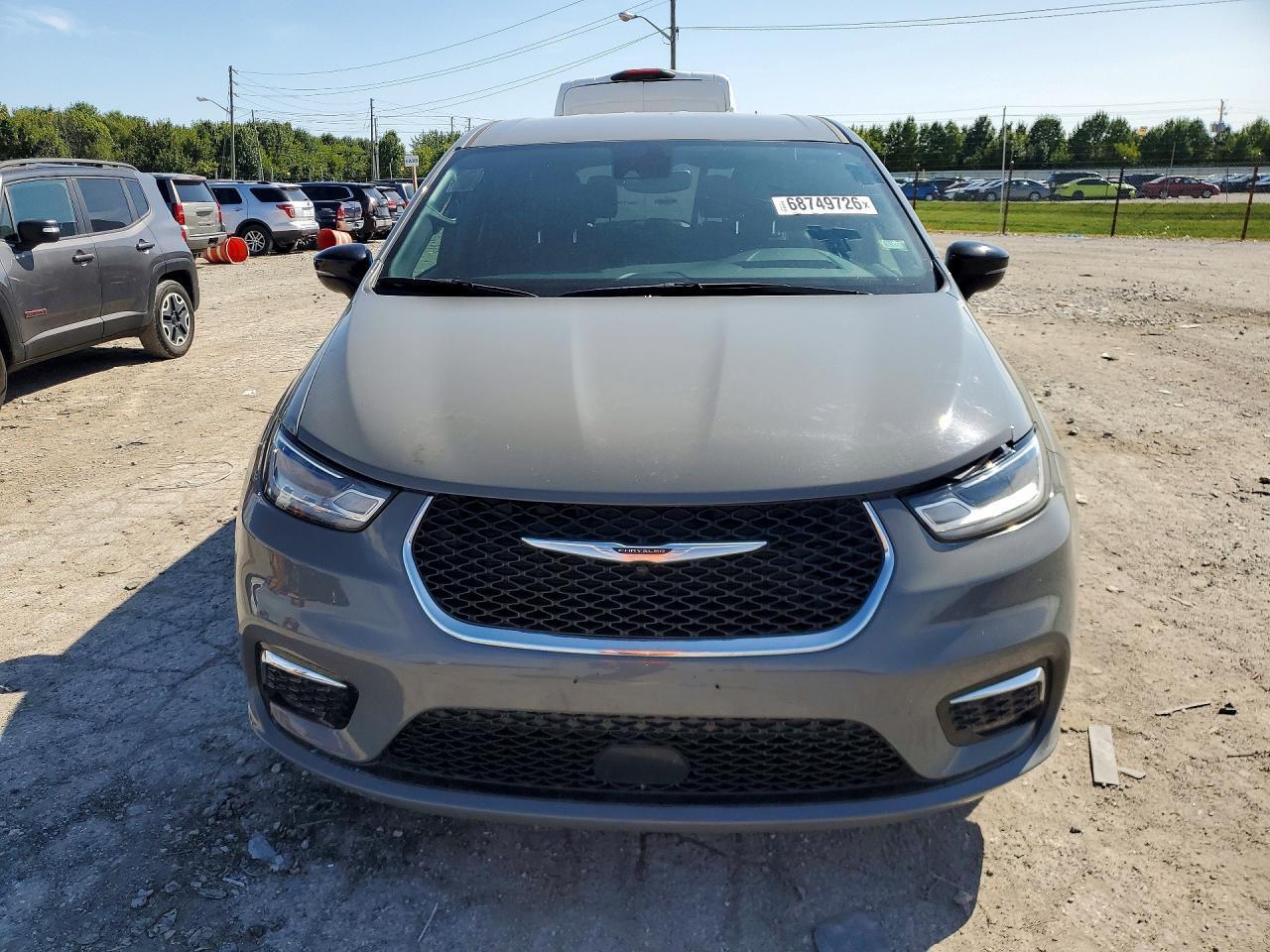 2025 CHRYSLER PACIFICA SELECT — Фото 5 из 13