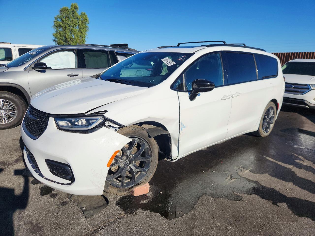 2025 CHRYSLER PACIFICA 2C4RC1GGXSR529763