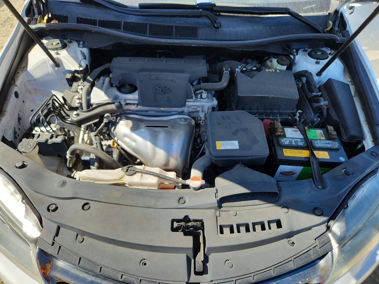2016 TOYOTA CAMRY SE — Фото 11 из 12