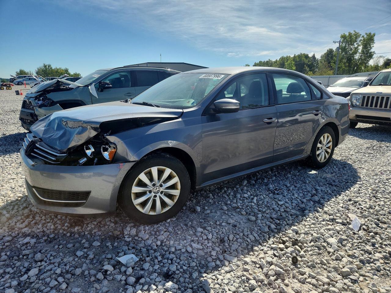 2013 VOLKSWAGEN PASSAT 1VWAH7A37DC080882