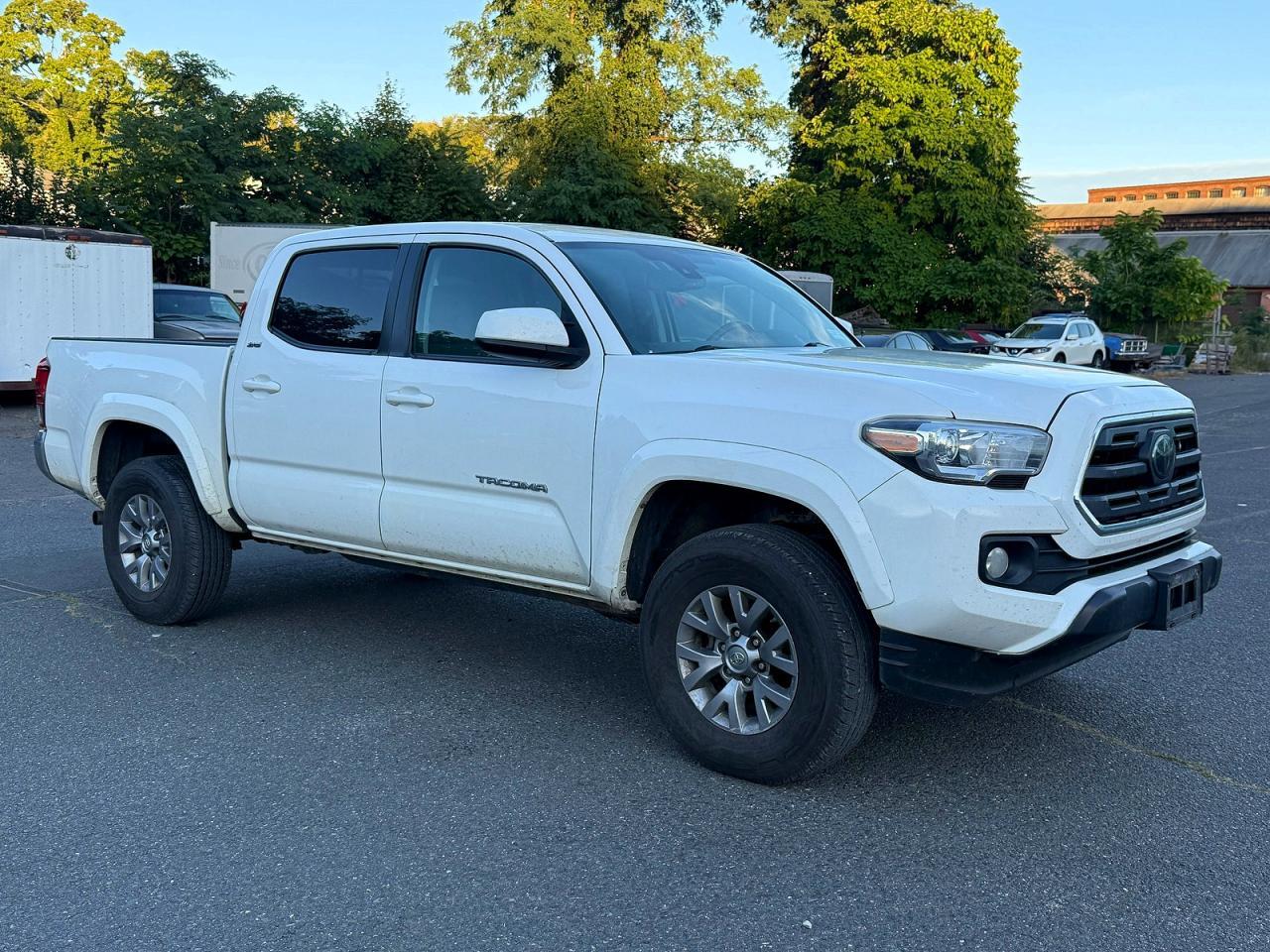 2018 TOYOTA TACOMA 3TMCZ5AN6JM126288