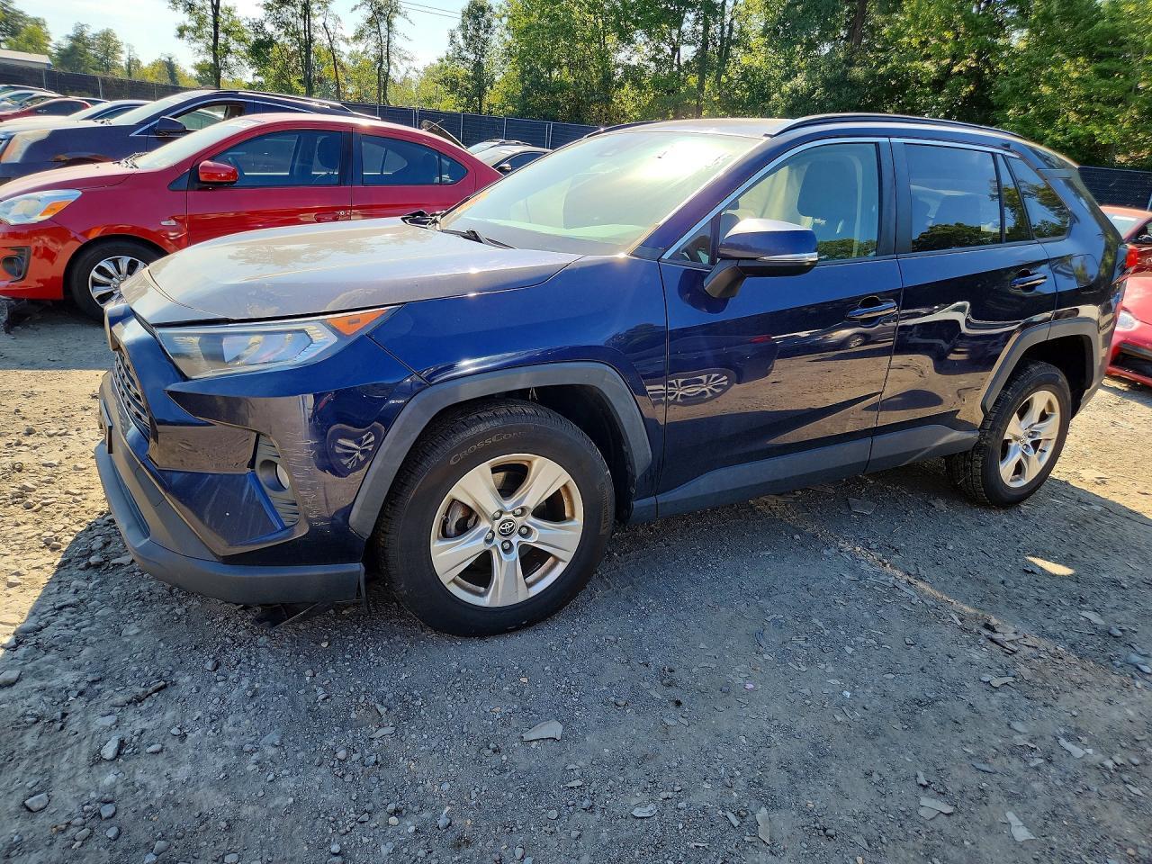 2019 TOYOTA RAV4 XLE