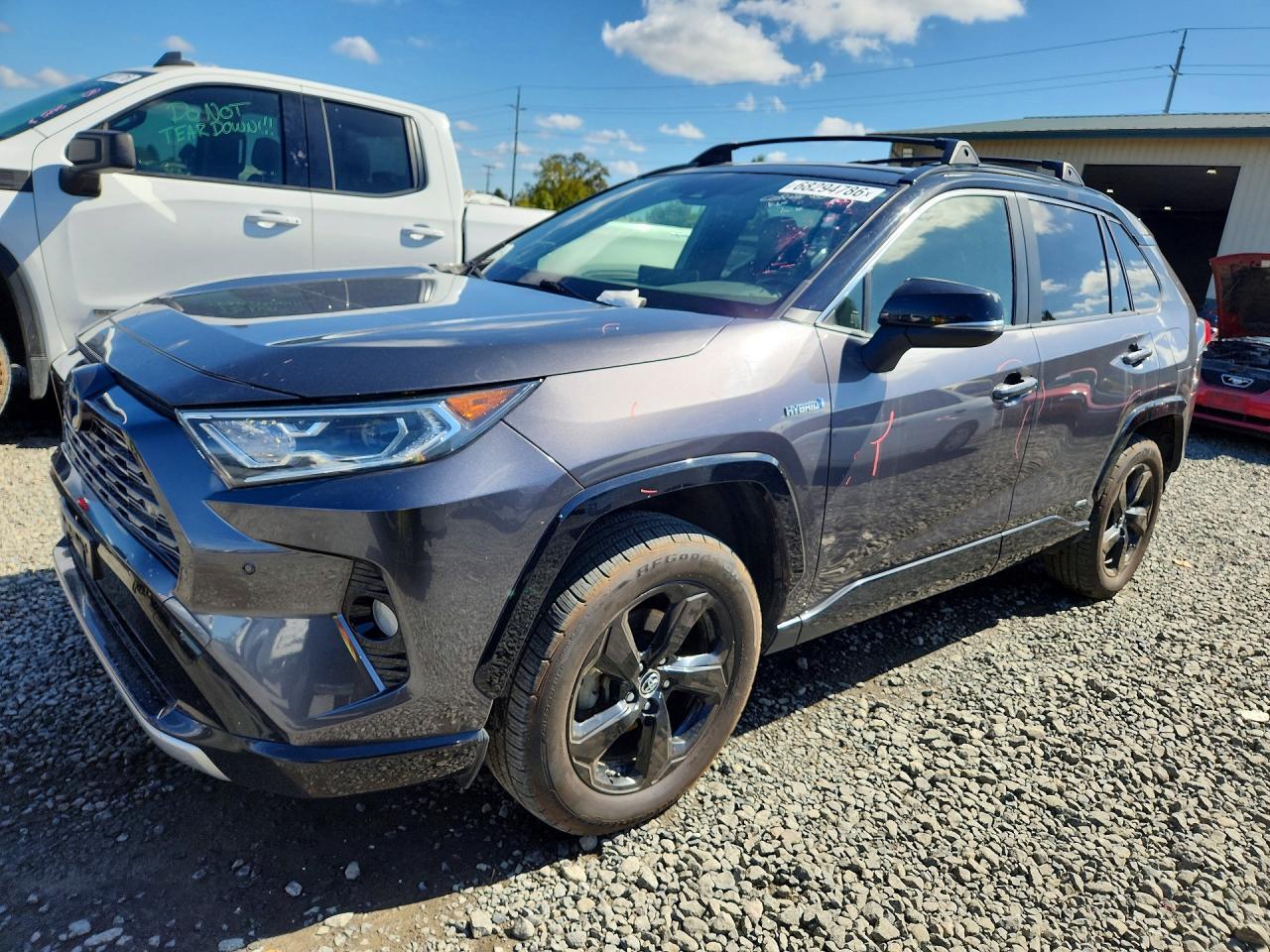 2019 TOYOTA RAV4 JTMEWRFV9KJ002306