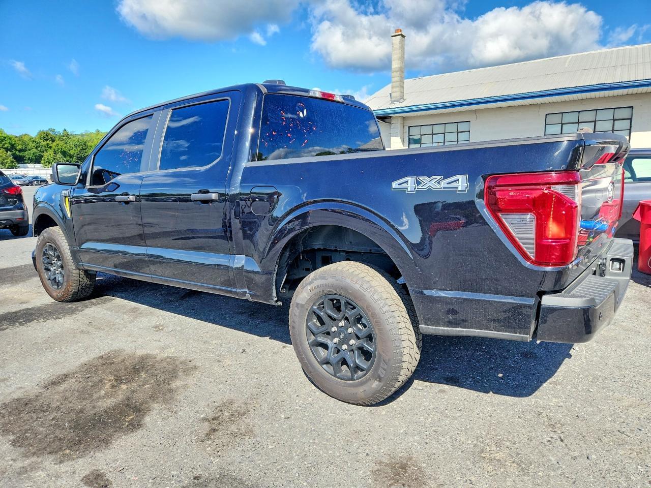2025 FORD F150 STX — Фото 2 из 12