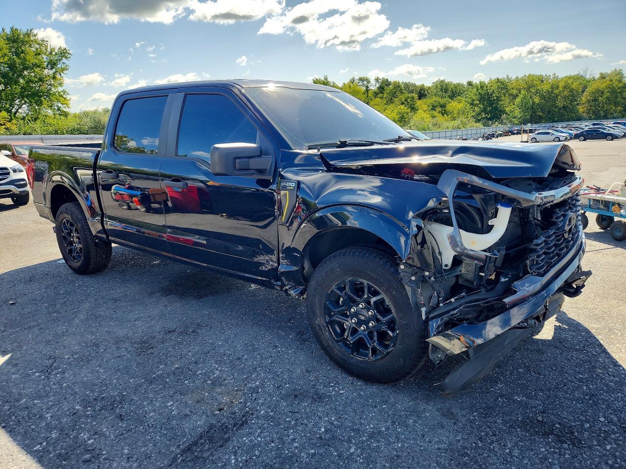 2025 FORD F150 STX — Фото 4 из 12