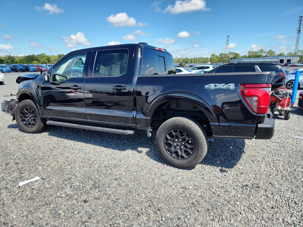 2025 FORD F150 XLT — Фото 2 из 12