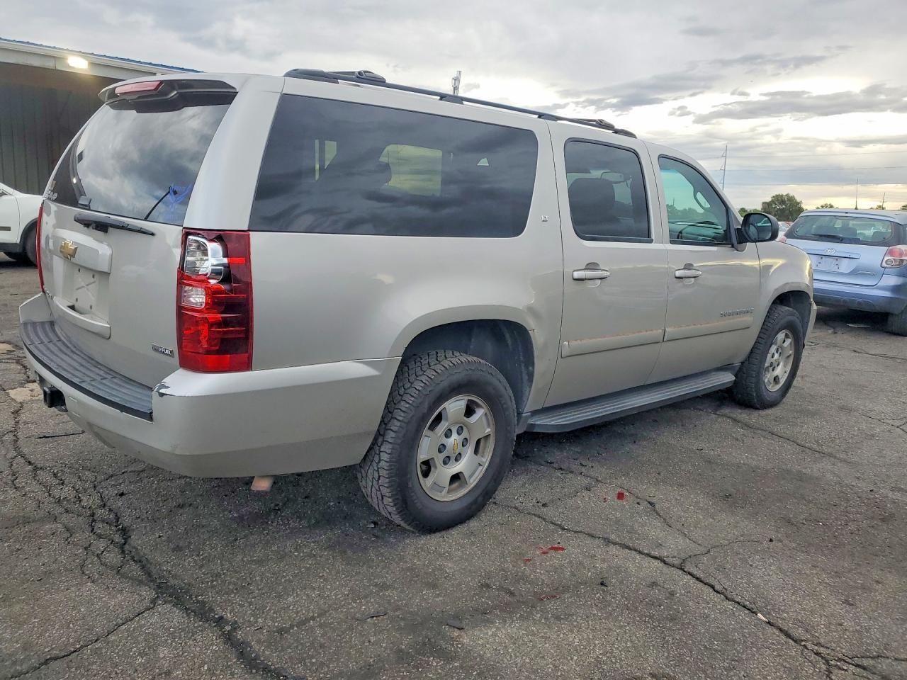 1GNFK16367R318522 2007 CHEVROLET SUBURBAN photo no. 3