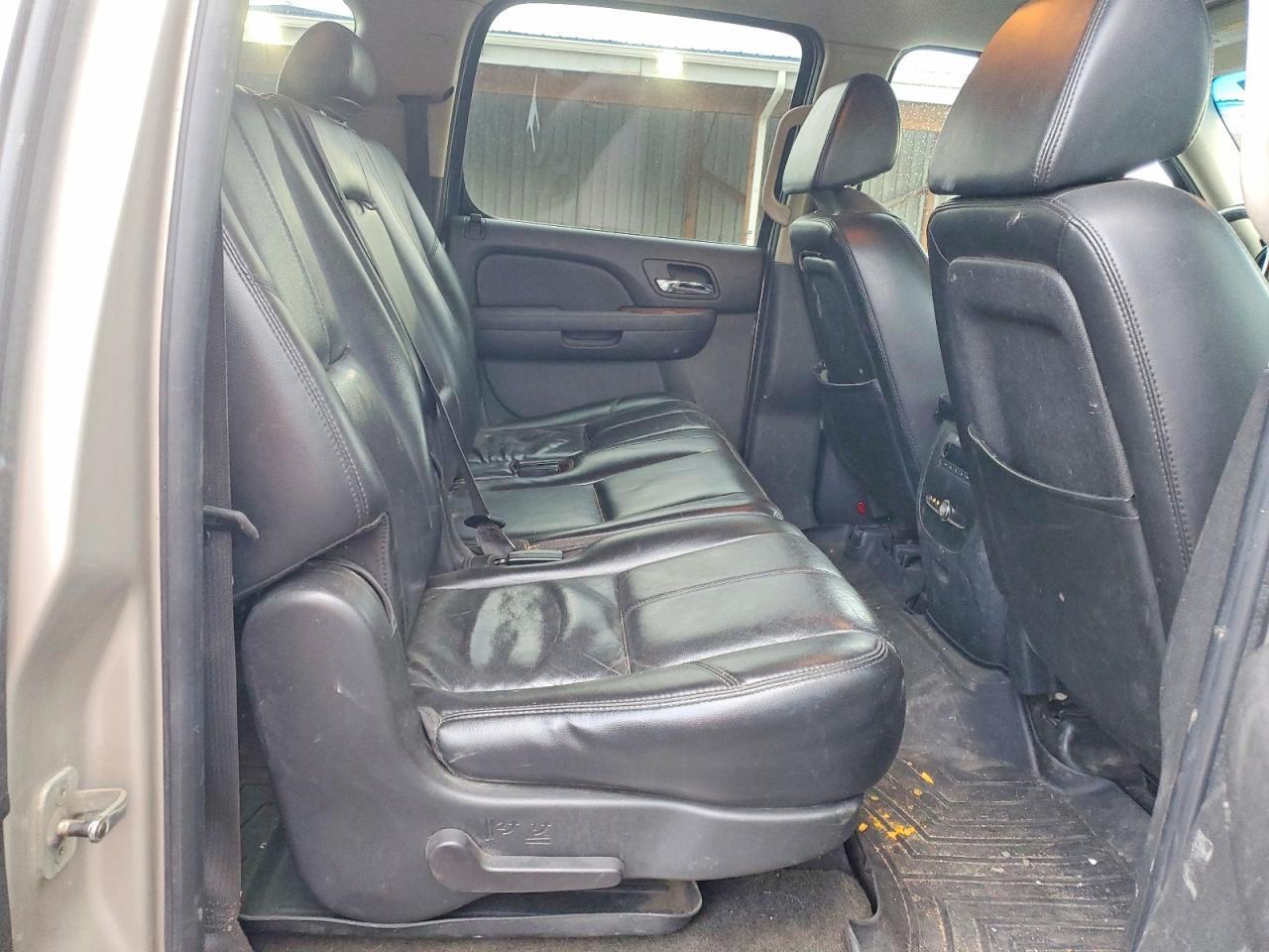 1GNFK16367R318522 2007 CHEVROLET SUBURBAN photo no. 4