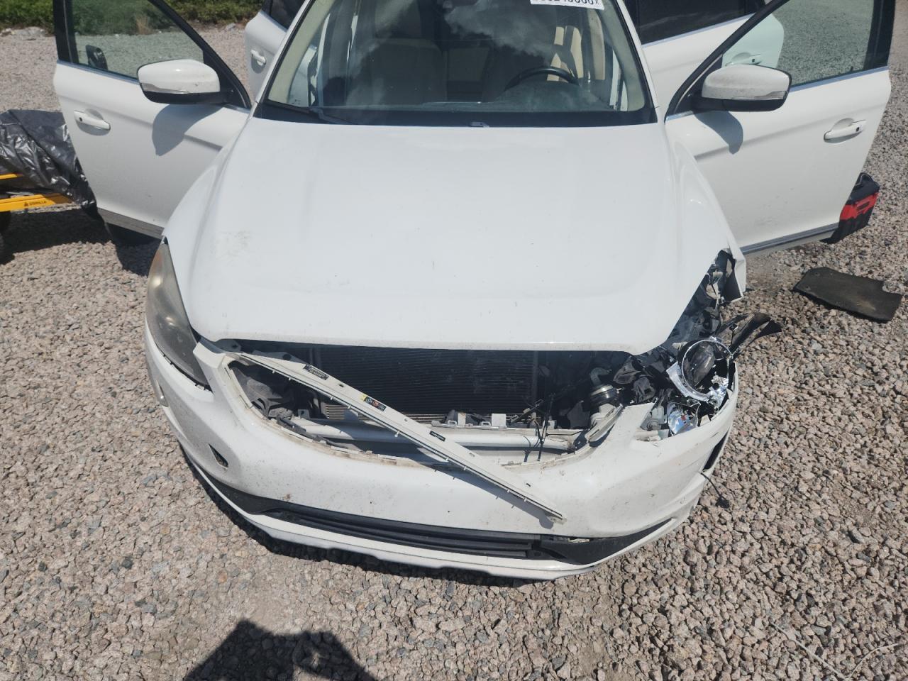 2016 VOLVO XC60 T6 PREMIER — Фото 12 из 13