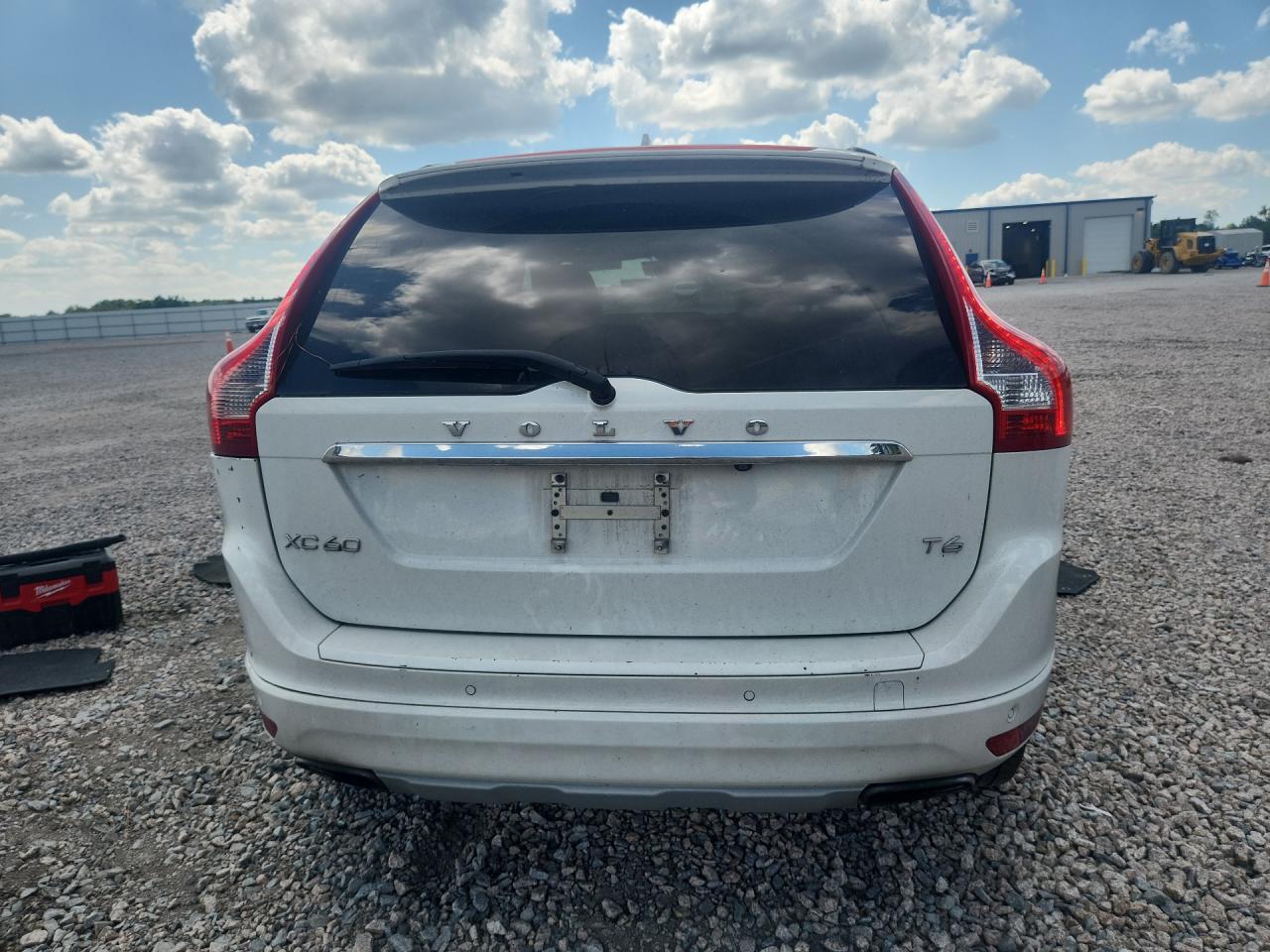 2016 VOLVO XC60 T6 PREMIER — Фото 6 из 13