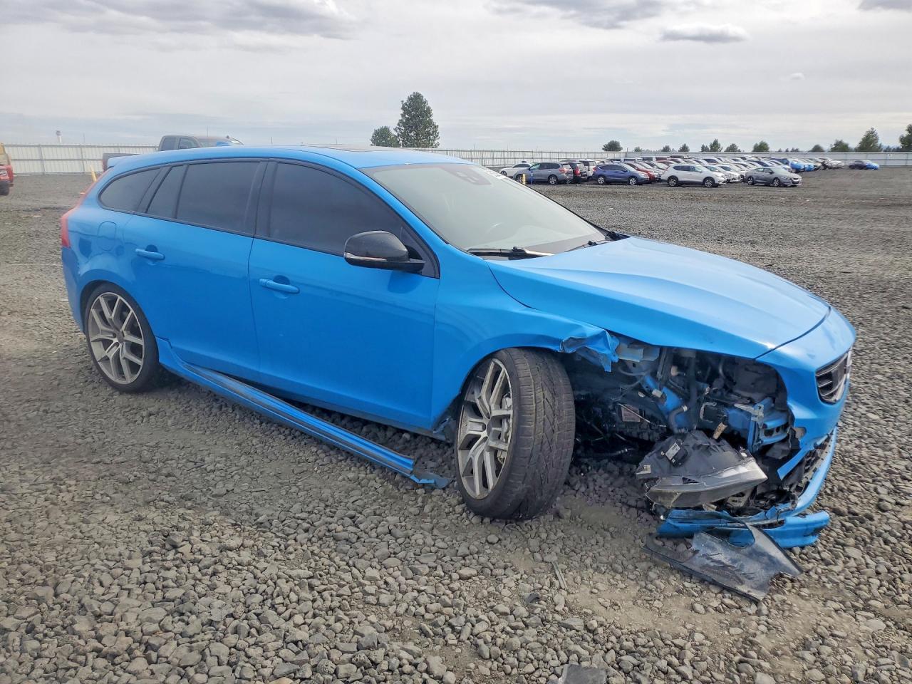 2016 VOLVO V60 POLESTAR — Фото 4 из 12