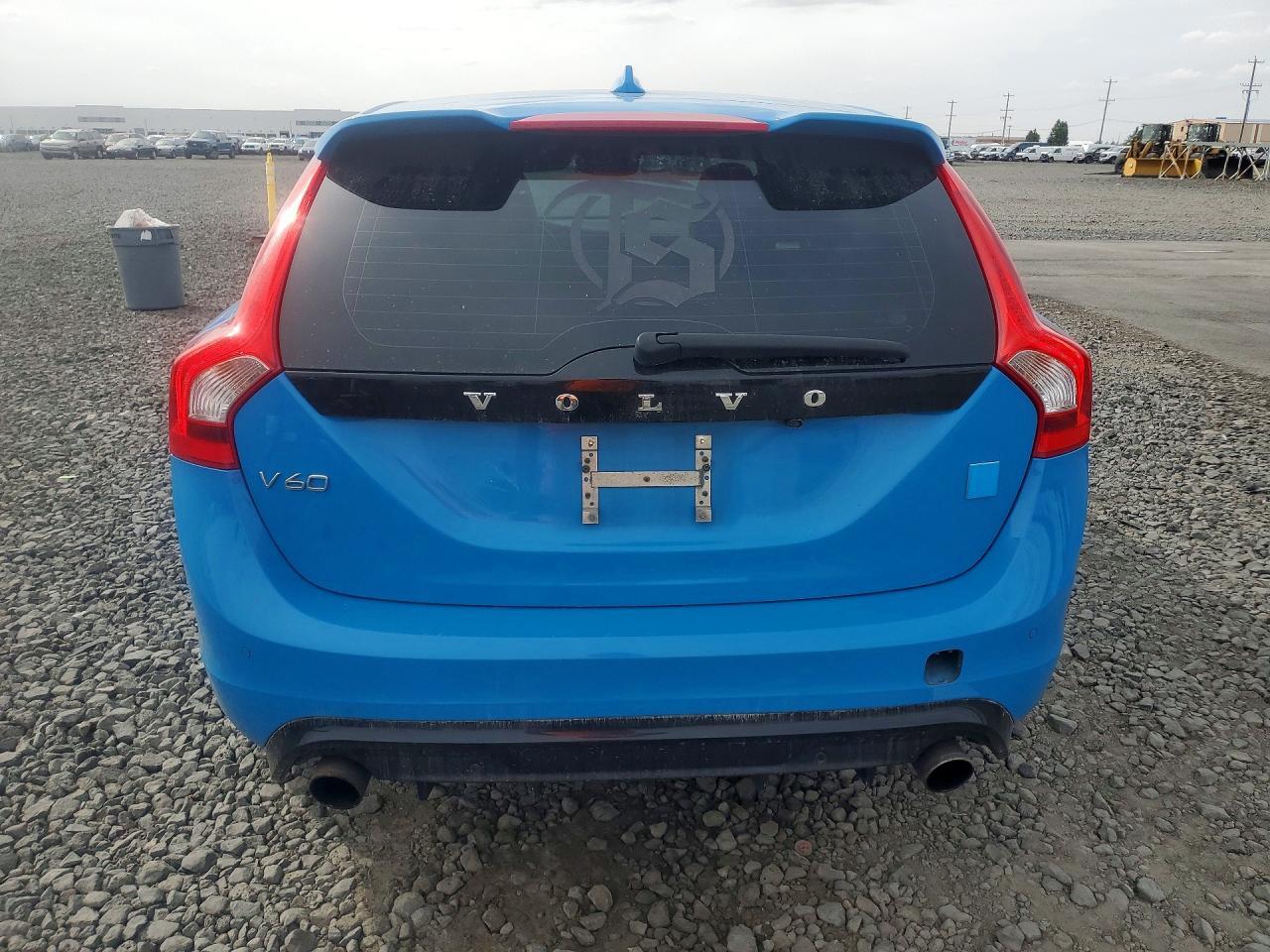 2016 VOLVO V60 POLESTAR — Фото 6 из 12