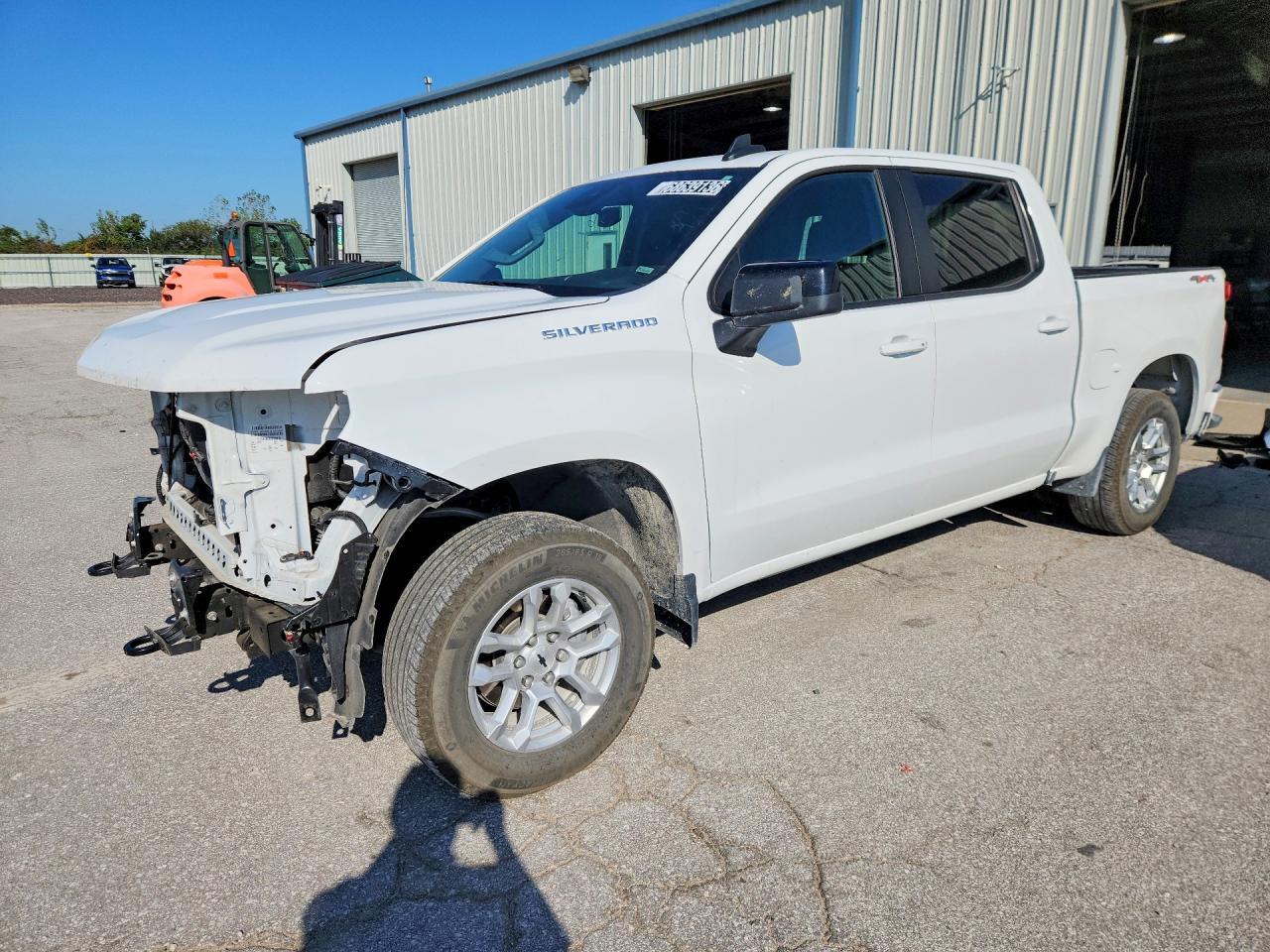 2026 CHEVROLET SILVERADO 1GCUKEED8TZ216683