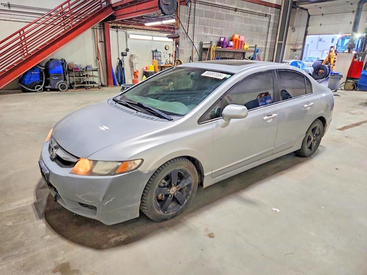 2011 HONDA CIVIC 2HGFA1F90BH52285X