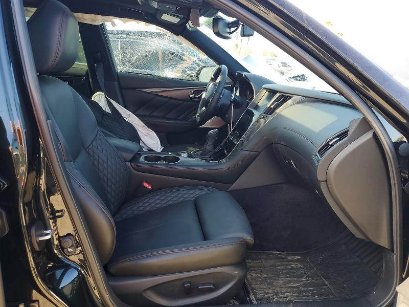 2024 INFINITI Q50 RED SPORT 400 — Фото 7 из 12