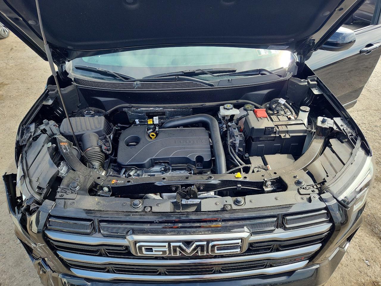 2026 GMC TERRAIN AT4 — Фото 12 из 13