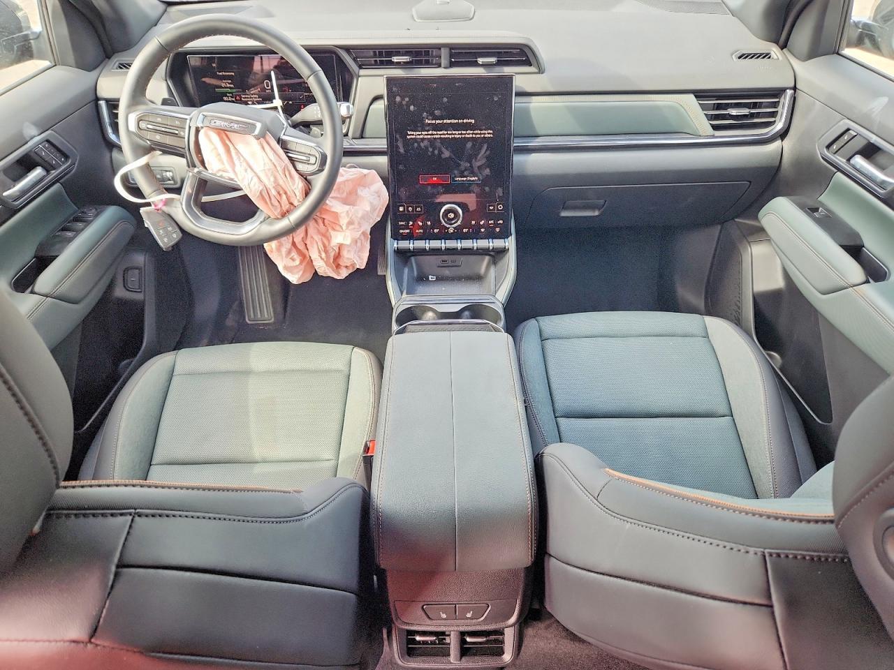 2026 GMC TERRAIN AT4 — Фото 8 из 13