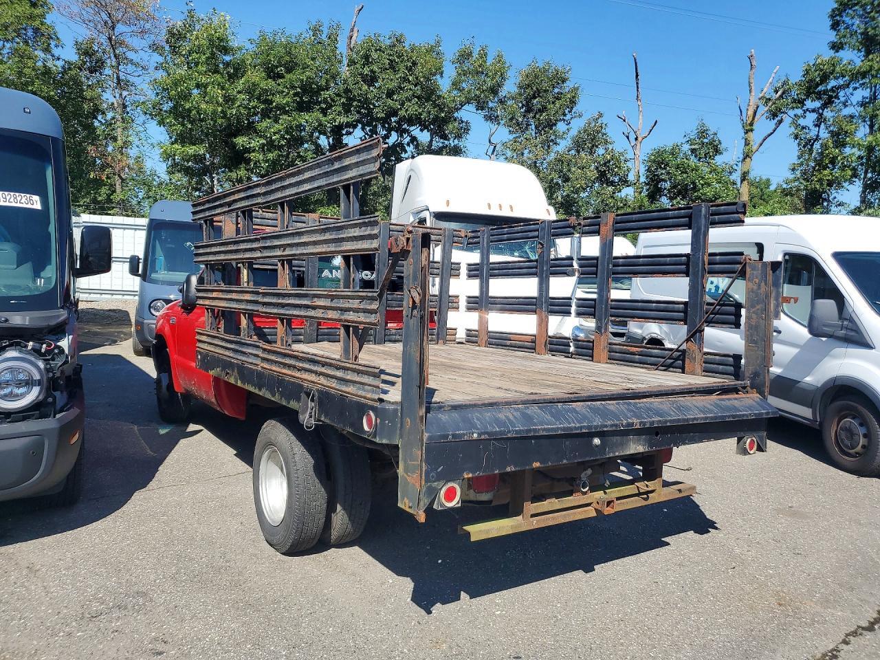 2002 FORD F350 SUPER DUTY — Фото 2 из 12
