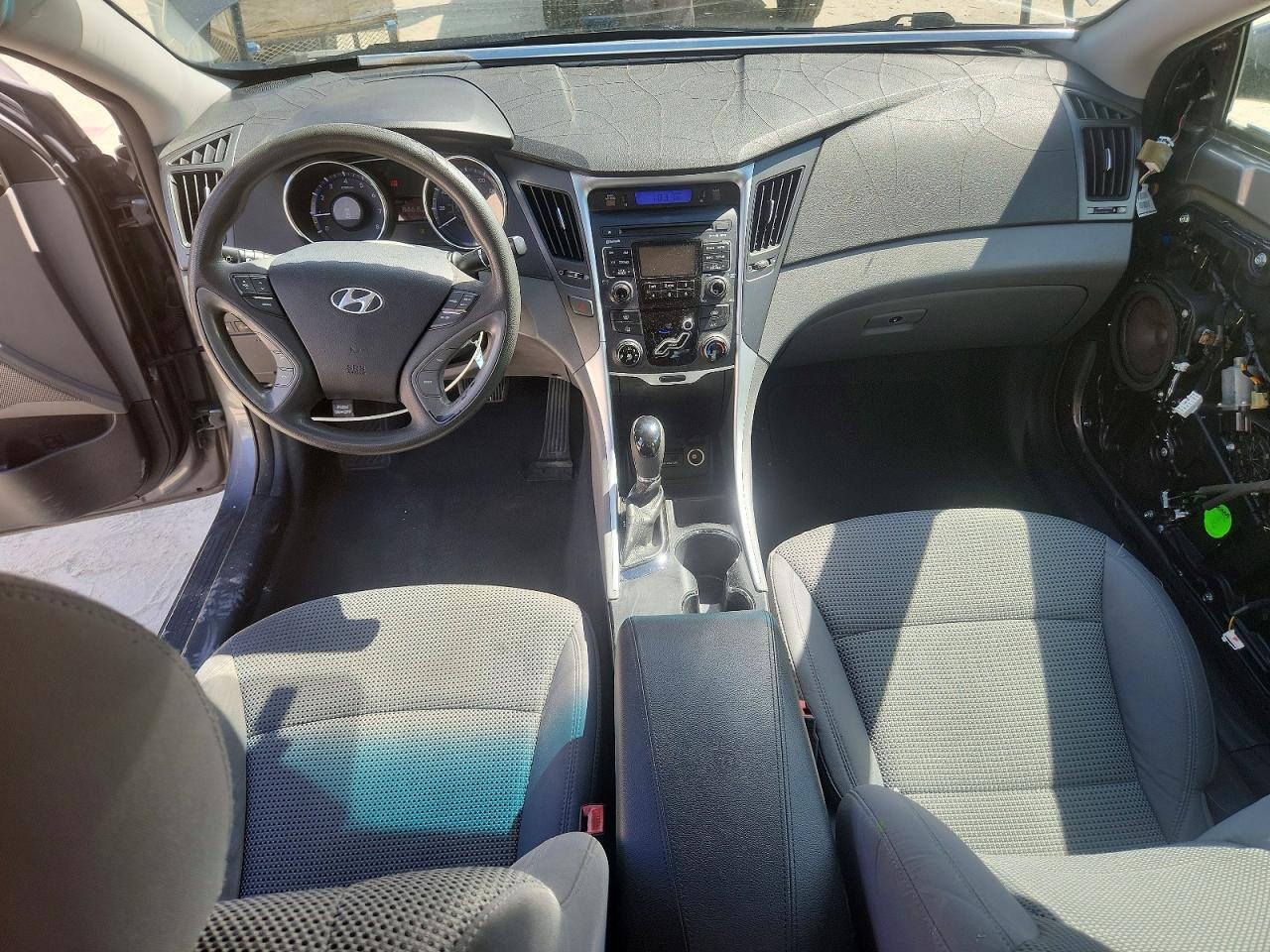 2011 HYUNDAI SONATA GLS — Фото 8 из 13