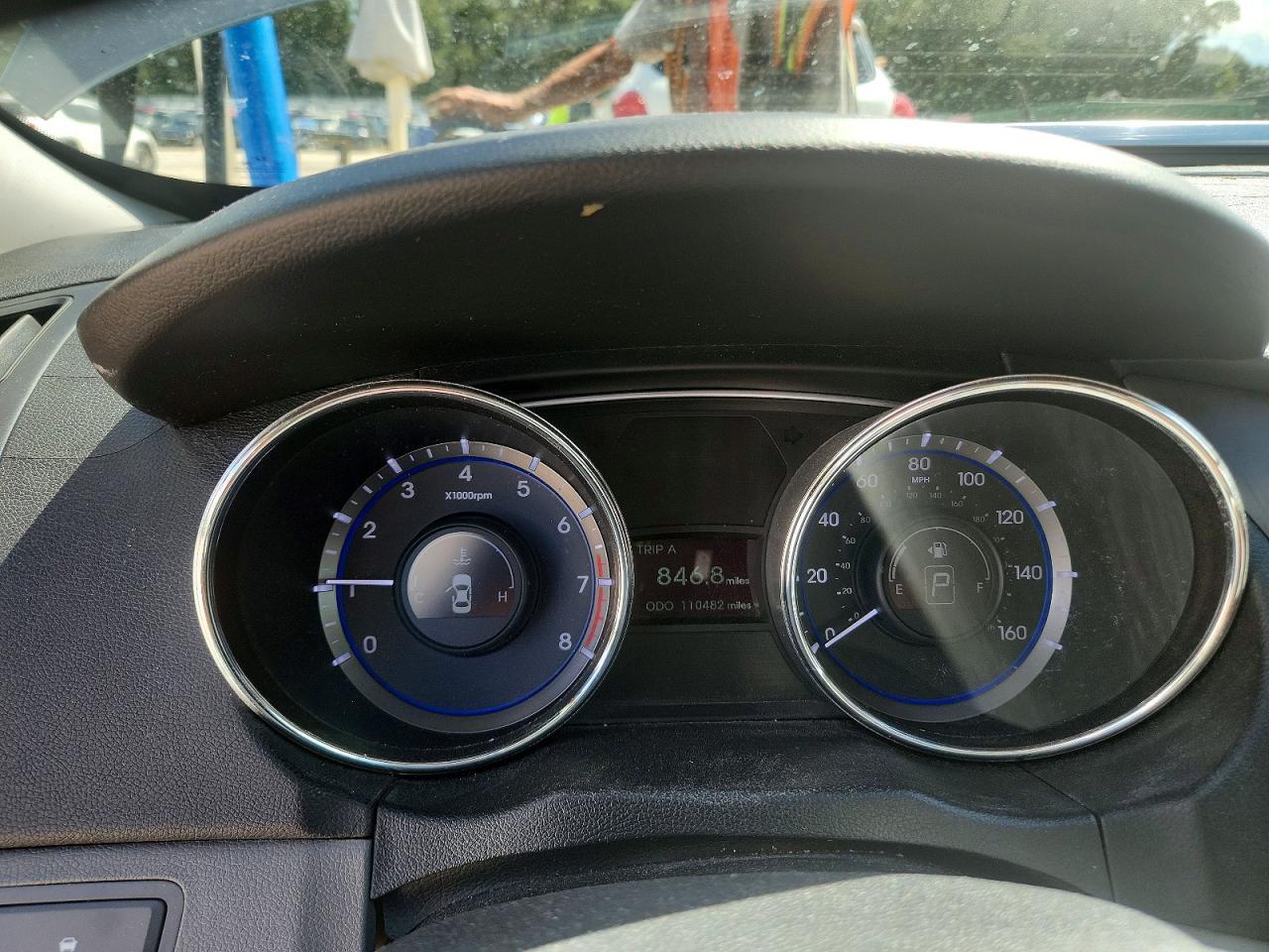 2011 HYUNDAI SONATA GLS — Фото 9 из 13