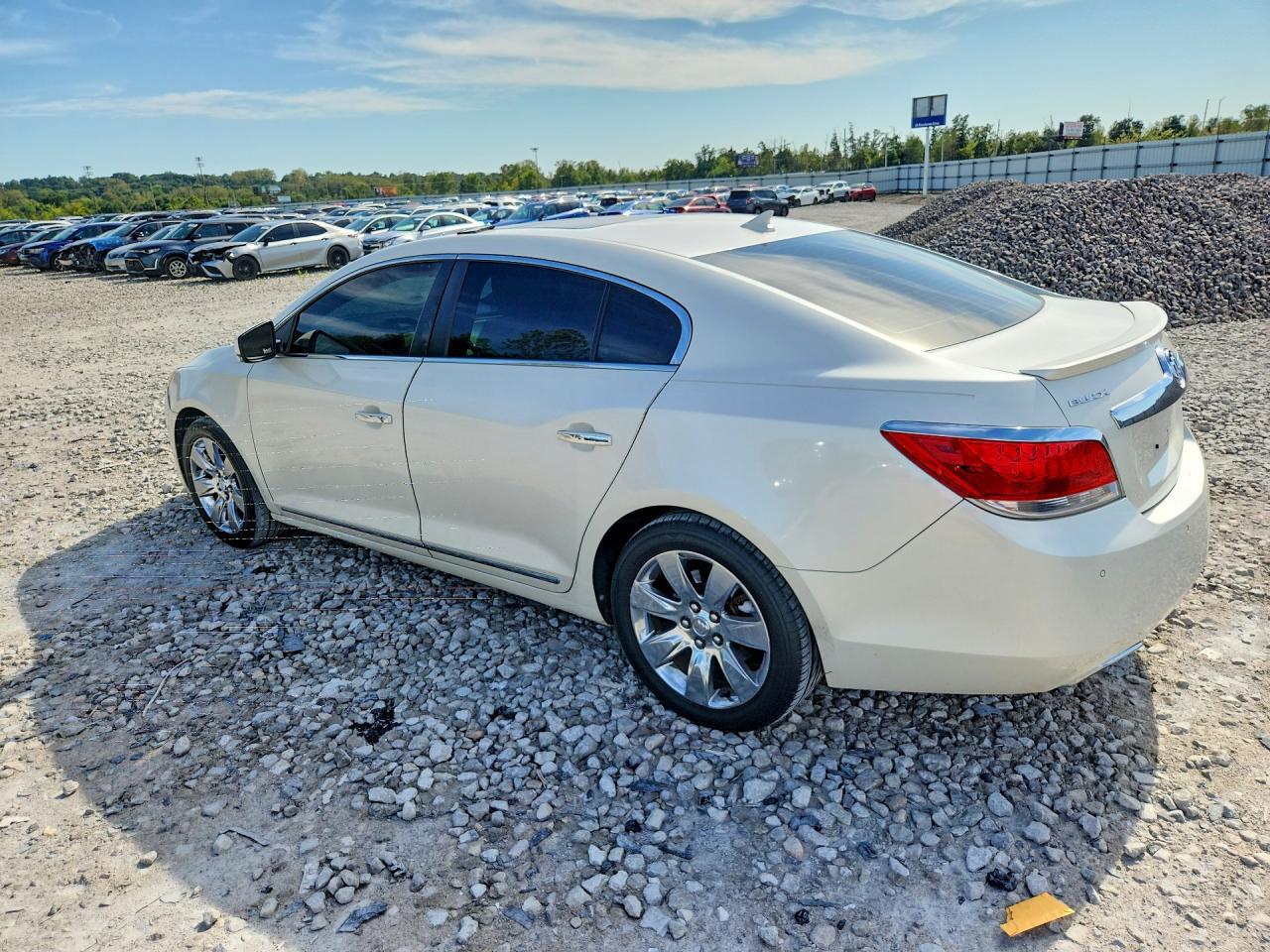 1G4GF5G30CF189398 2012 BUICK LACROSSE photo no. 2