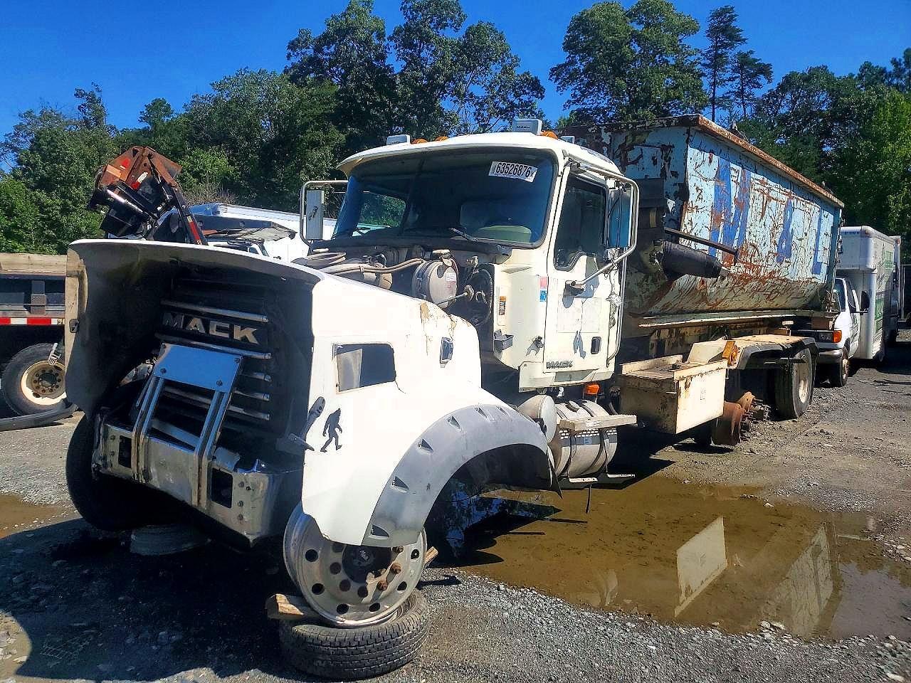 2007 MACK CTP713 700 1M2AT04C07M005973