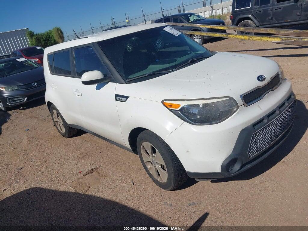 KNDJN2A28G7388775 2016 KIA SOUL photo no. 1