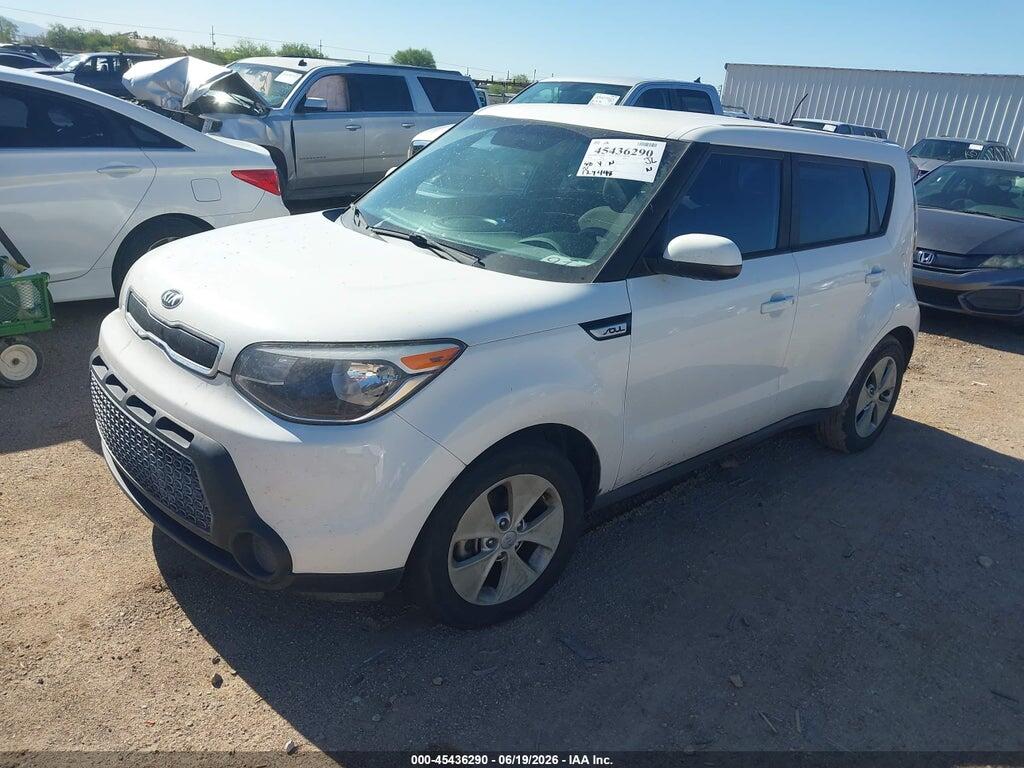 KNDJN2A28G7388775 2016 KIA SOUL photo no. 2